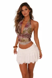Y2K style clothing